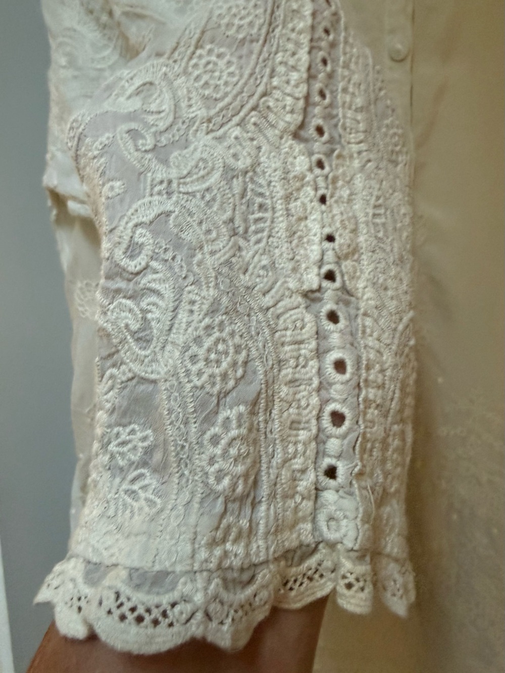 Johnny Was Cream Embroidered Boho Tunic Top - Picture 6 of 8
